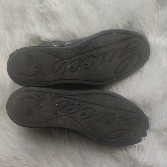 GUCCI || Leather Hightop Sneakers - Unisex - Picture 6 of 7